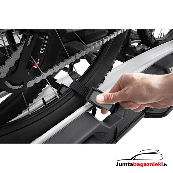 Thule VeloSpace XT | 3 bike | 13-pin Thule VeloSpace XT | 3 bike | 13-pin
