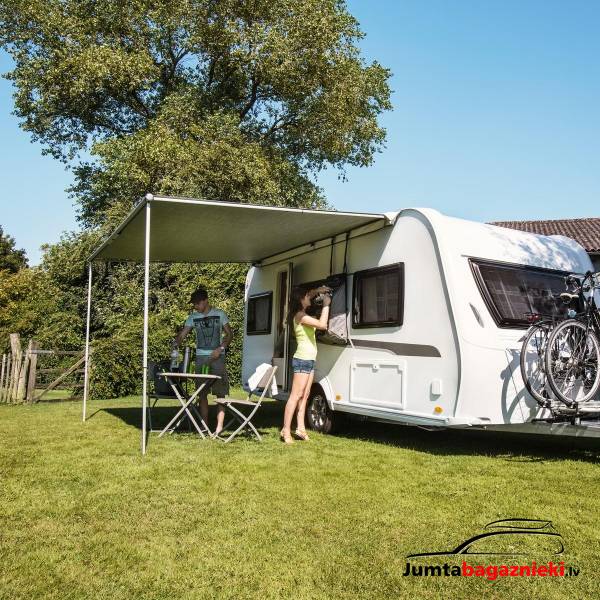 Thule Omnistor 1200 | 2.60 x 2.20 m Thule Omnistor 1200 | 2.60 x 2.20 m