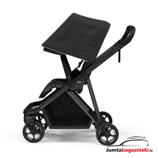 Thule Shine Black on Black Thule Shine Black on Black