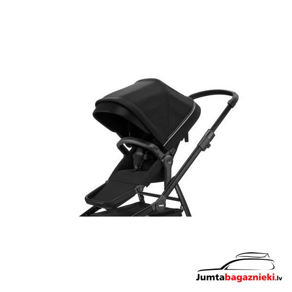 Thule Sleek Midnight Black on Black Thule Sleek Midnight Black on Black