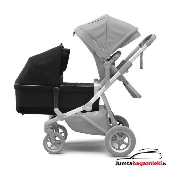 Sleek Bassinet Midnight Black Sleek Bassinet Midnight Black