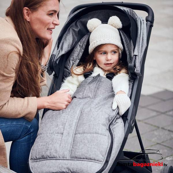 Thule footmuff - Midnight Black Thule footmuff - Midnight Black