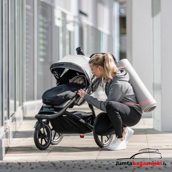 Thule Newborn Nest - Black Thule Newborn Nest - Black
